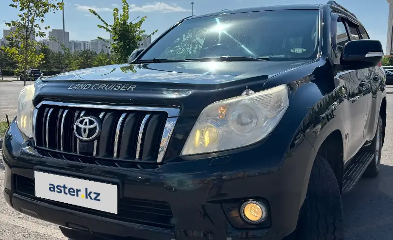 Toyota Land Cruiser Prado 2012 года за 14 700 000 тг. в Астана