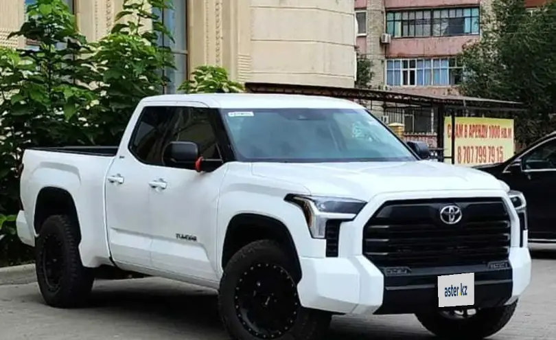 Toyota Tundra 2023 года за 41 000 000 тг. в Акмолинская область