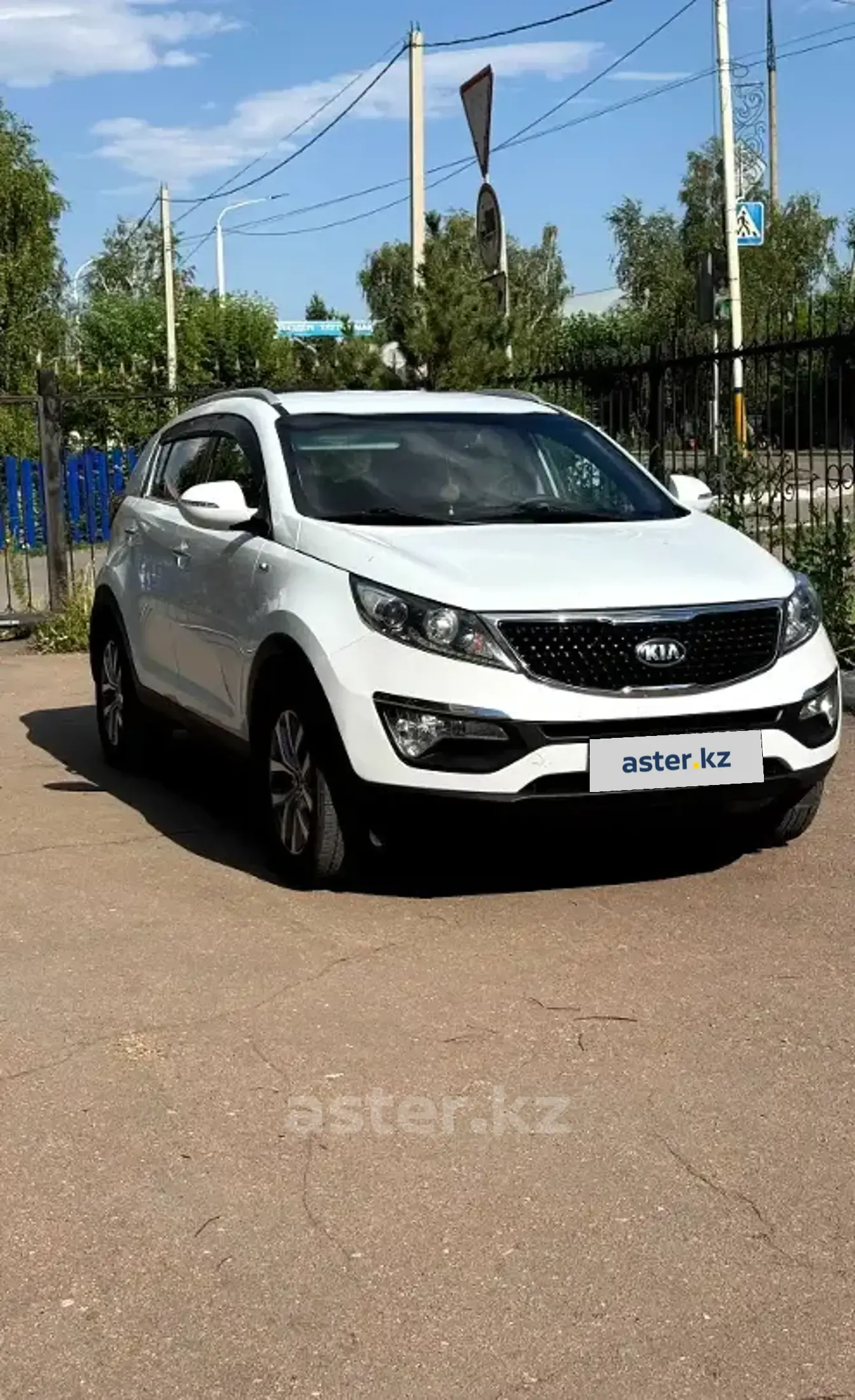 Kia Sportage 2015 года за 6 890 000 тг. в Астана фото 3