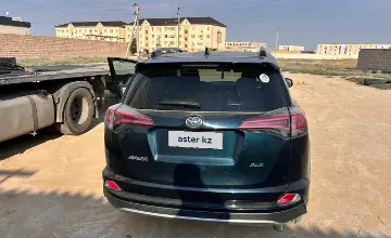 Toyota RAV4 2017 года за 9 800 000 тг. в Мангистауская область фото 3