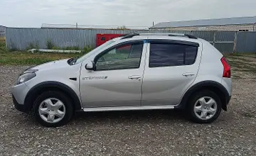 Renault Sandero 2014 года за 3 900 000 тг. в Костанай фото 4