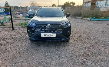 Toyota RAV4 2020 года за 15 500 000 тг. в Астана фото 2