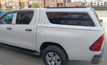 Toyota Hilux 2019 года за 15 500 000 тг. в Актобе