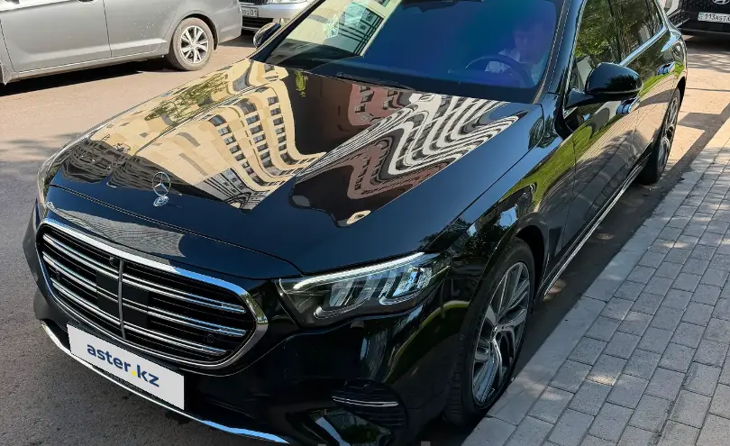 Mercedes-Benz E-Класс 2024 года за 36 000 000 тг. в Астана
