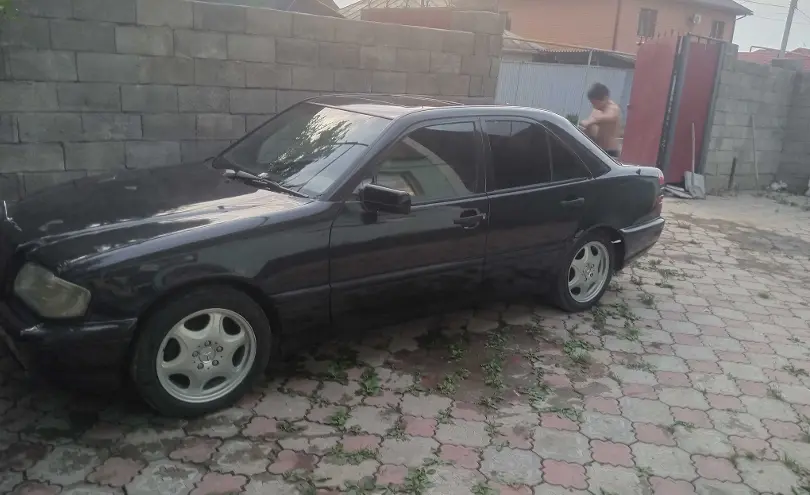 Mercedes-Benz C-Класс 1993 года за 1 100 000 тг. в Алматы