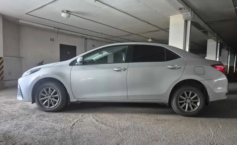Toyota Corolla 2018 года за 7 500 000 тг. в Астана