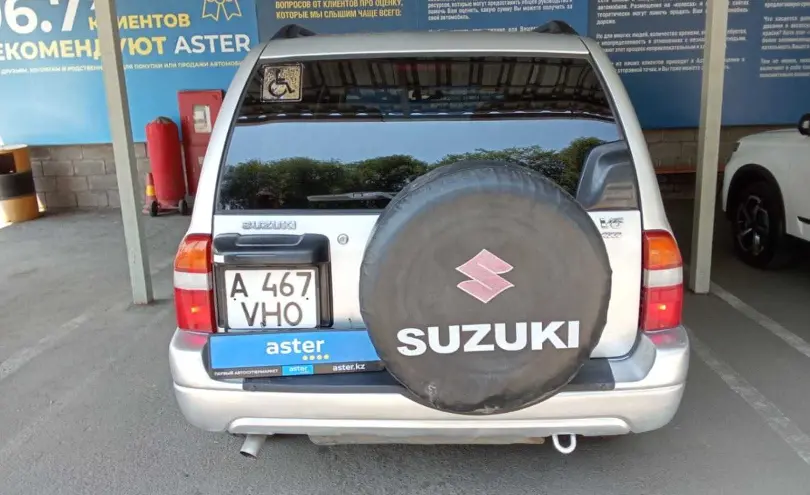 Suzuki XL7 2001 года за 3 600 000 тг. в Алматы