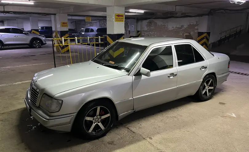 Mercedes-Benz E-Класс 1994 года за 2 300 000 тг. в Астана