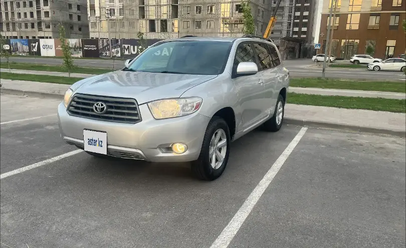 Toyota Highlander 2010 года за 10 000 000 тг. в Шымкент фото 1
