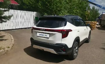 Kia Seltos 2023 года за 10 500 000 тг. в Астана фото 2