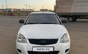 LADA (ВАЗ) Priora 2012 года за 2 000 000 тг. в Астана фото 1