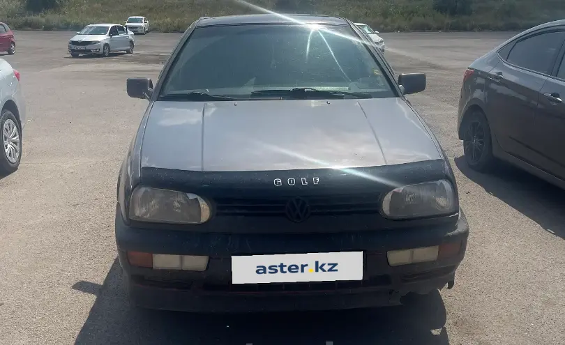 Volkswagen Golf 1993 года за 900 000 тг. в Астана