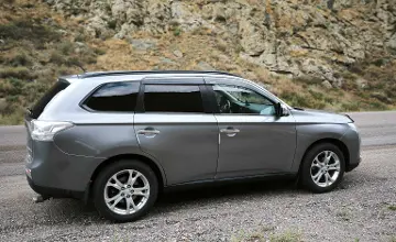 Mitsubishi Outlander 2012 года за 7 200 000 тг. в Алматы