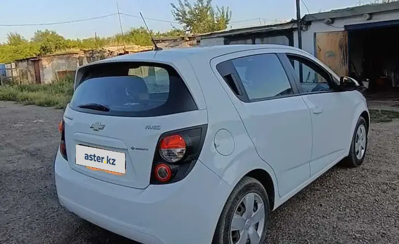 Chevrolet Aveo 2014 года за 4 500 000 тг. в Акмолинская область фото 2