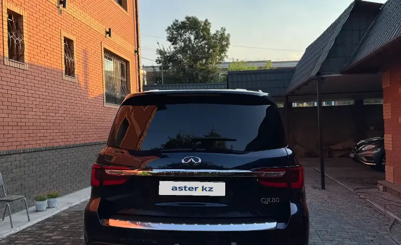 Infiniti QX80 2019 года за 22 500 000 тг. в Алматы фото 4