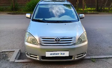 Toyota Avensis Verso 2003 года за 5 500 000 тг. в Астана фото 1