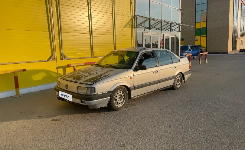 Volkswagen Passat 1992 года за 1 100 000 тг. в Уральск