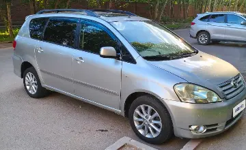 Toyota Avensis Verso 2003 года за 5 500 000 тг. в Астана фото 3