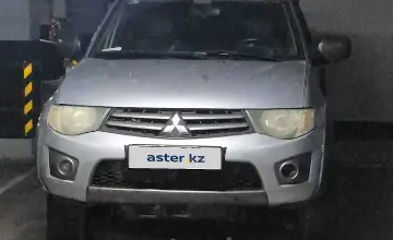 Mitsubishi L200 2012 года за 5 700 000 тг. в Астана фото 1