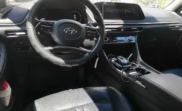 Hyundai Sonata 2020 года за 12 500 000 тг. в Астана