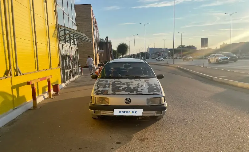 Volkswagen Passat 1992 года за 900 000 тг. в Уральск фото 2