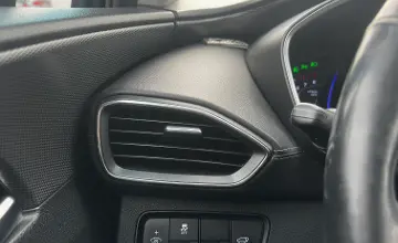 Hyundai Santa Fe 2019 года за 11 950 000 тг. в Петропавловск