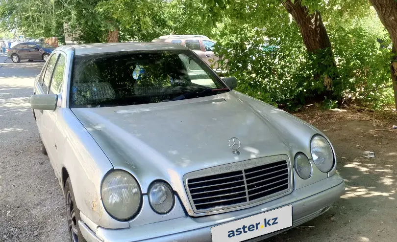 Mercedes-Benz E-Класс 1996 года за 1 400 000 тг. в Павлодарская область