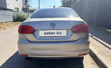 Volkswagen Jetta 2012 года за 4 000 000 тг. в Алматы