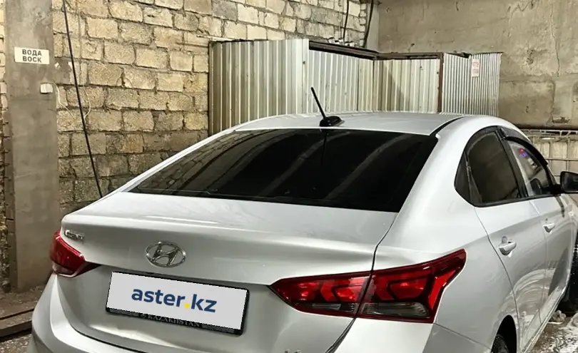 Hyundai Accent 2019 года за 6 000 000 тг. в Западно-Казахстанская область