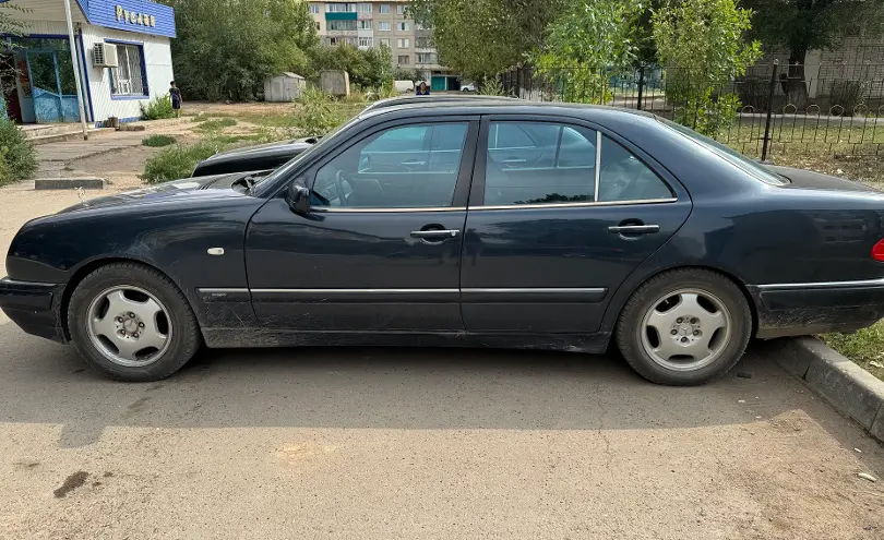Mercedes-Benz E-Класс 1996 года за 2 600 000 тг. в Западно-Казахстанская область