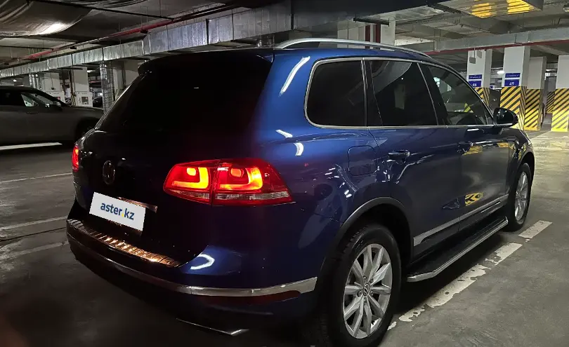 Volkswagen Touareg 2014 года за 13 100 000 тг. в Астана фото 4