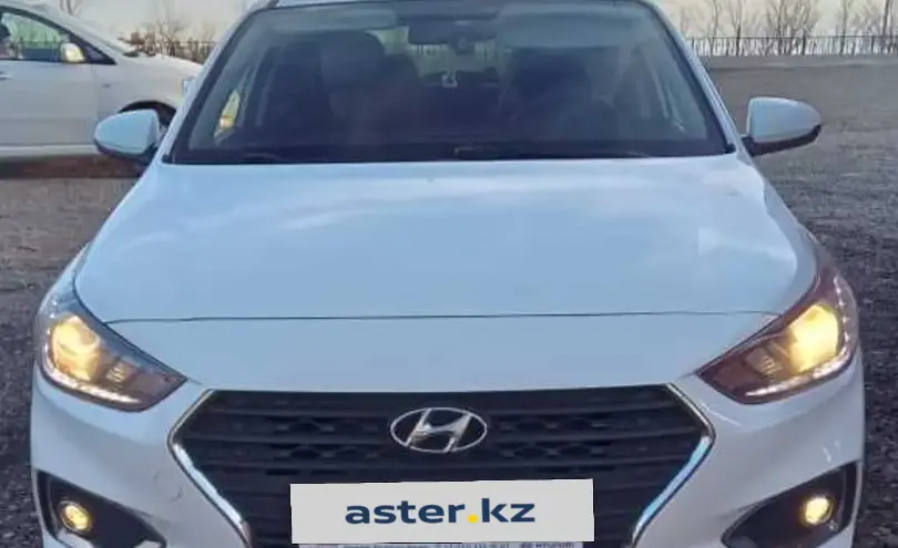 Hyundai Accent 2017 года за 6 500 000 тг. в Атырауская область