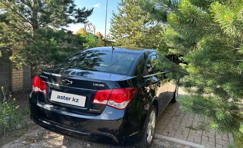 Chevrolet Cruze 2013 года за 3 900 000 тг. в Астана фото 3