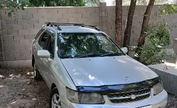 Nissan R'nessa 1998 года за 1 650 000 тг. в Алматы фото 1