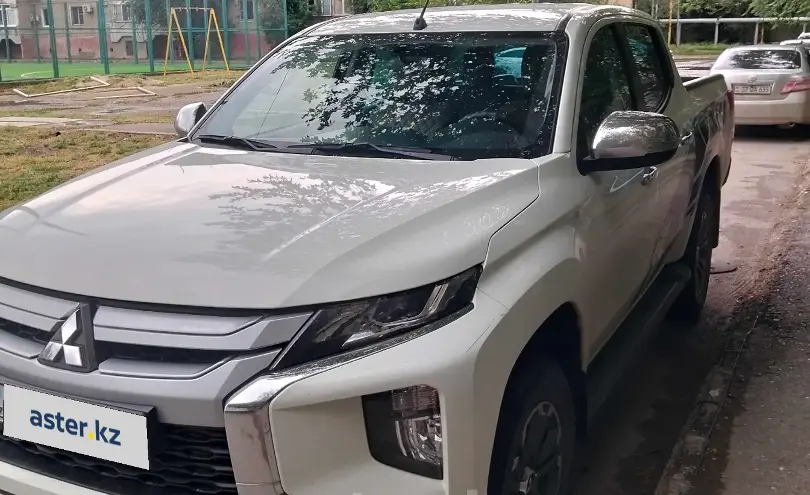 Mitsubishi L200 2022 года за 16 000 000 тг. в Атырау