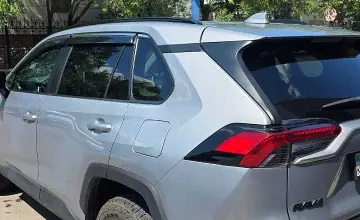 Toyota RAV4 2021 года за 15 000 000 тг. в Астана