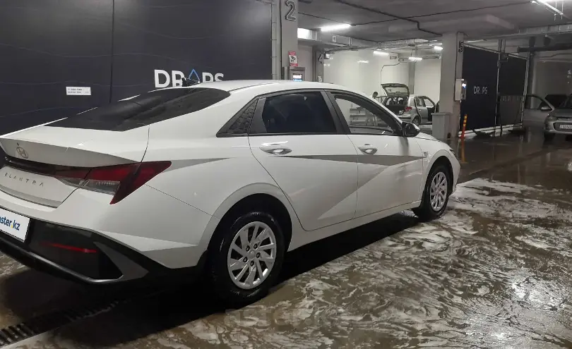 Hyundai Elantra 2024 года за 8 250 000 тг. в Астана фото 4