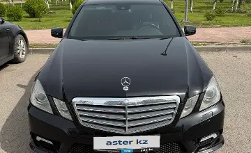 Mercedes-Benz E-Класс 2010 года за 7 300 000 тг. в Астана фото 2
