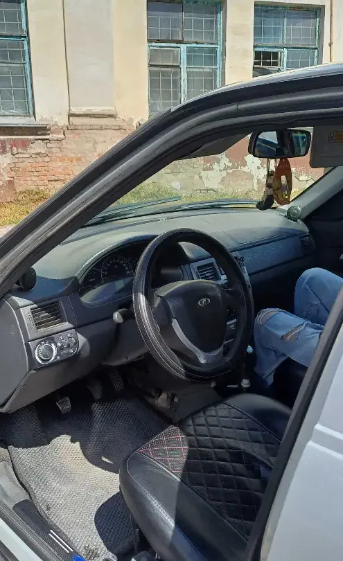 LADA (ВАЗ) Priora 2012 года за 1 600 000 тг. в Семей фото 3