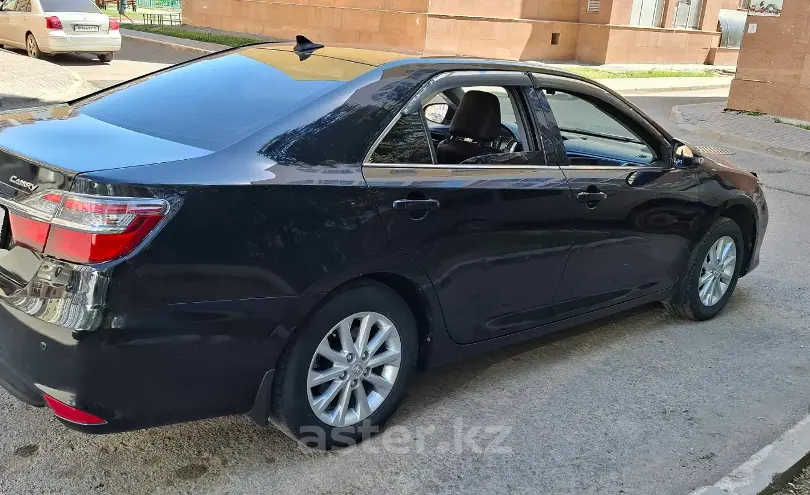 Toyota Camry 2015 года за 10 800 000 тг. в Астана фото 4