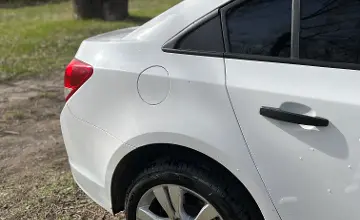 Chevrolet Cruze 2013 года за 3 600 000 тг. в Восточно-Казахстанская область фото 3