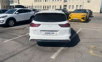 Kia Ceed 2023 года за 9 500 000 тг. в Алматы фото 3