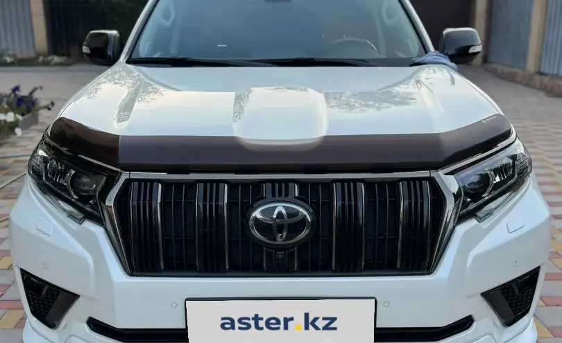 Toyota Land Cruiser Prado 2021 года за 31 999 999 тг. в Астана