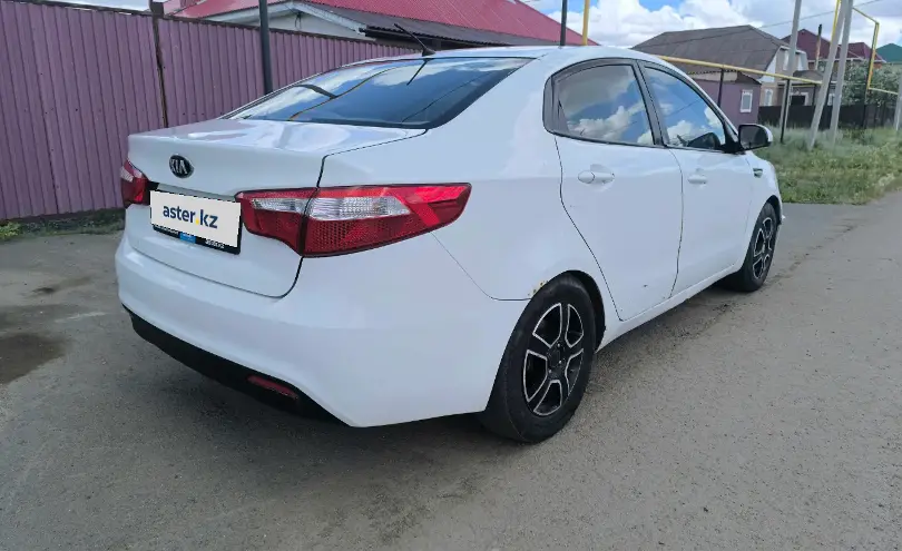 Kia Rio 2014 года за 2 800 000 тг. в Астана фото 4