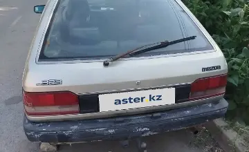 Mazda 323 1988 года за 300 000 тг. в Алматы фото 2