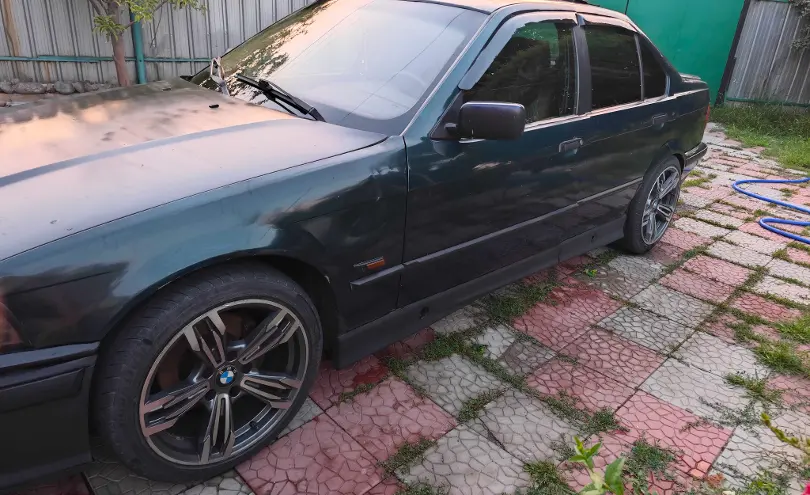BMW 3 серии 1994 года за 1 400 000 тг. в Алматы фото 2