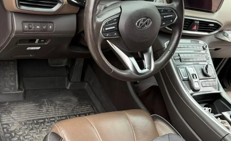 Hyundai Santa Fe 2022 года за 16 000 000 тг. в Алматы фото 4