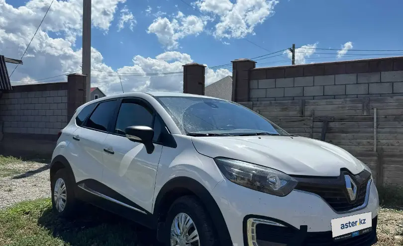 Renault Captur 2019 года за 6 200 000 тг. в Талдыкорган фото 2