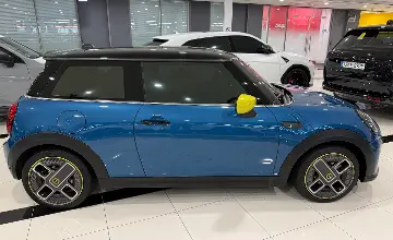 MINI Hatch 2023 года за 14 000 000 тг. в Алматы фото 4