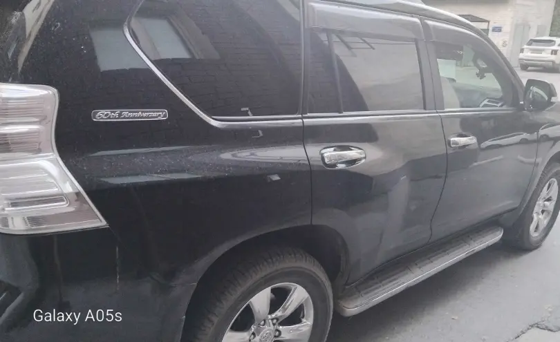Toyota Land Cruiser Prado 2011 года за 18 500 000 тг. в Семей фото 2